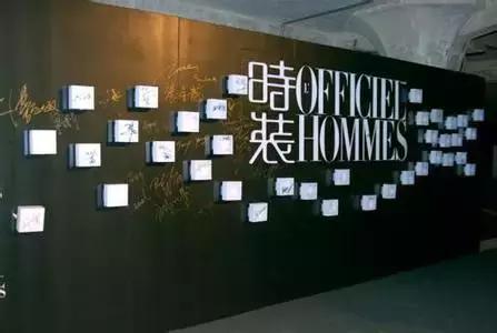 比常规的签到墙更立体