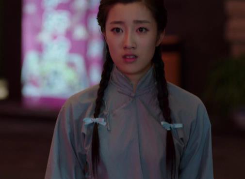 采芹与阿金之间的爱是《灵魂摆渡》那么多段爱情里面最纯粹的一段了.