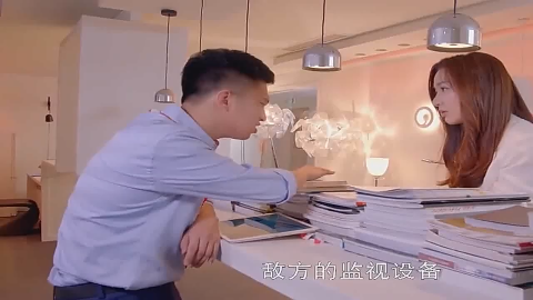 丈夫为防止老婆外遇在家里装监控器老婆发现后蒙了