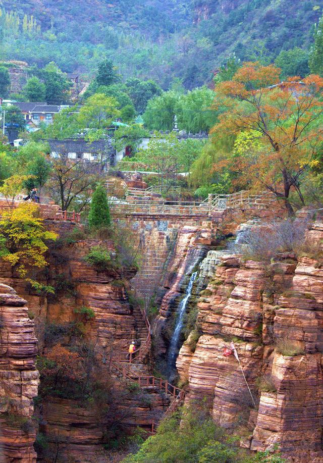 金秋游太行,美丽在秋沟|秋沟|刚刚好|秋沟景区_新浪新闻