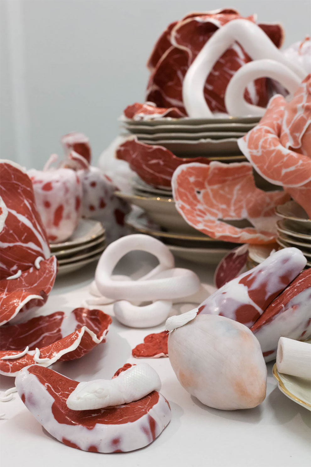 非常静物 · 令人不安的肉类雕塑 | 以色列特拉维夫艺术家 roni landa