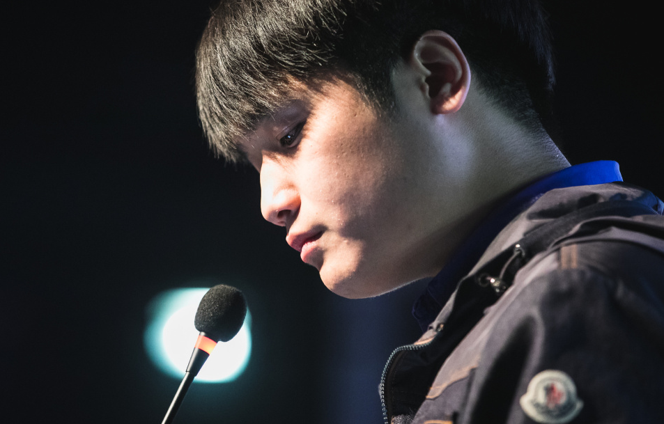 回归we俱乐部,微笑高学成开启上分模式,网友:老将不死