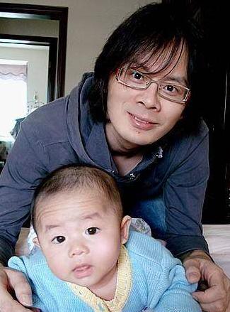 后来唐磊受母校济南大学的领导盛情邀请,担任了济南大学音乐学院副