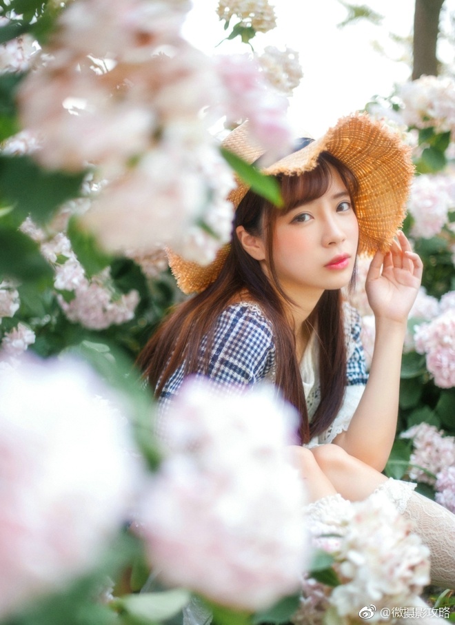 清纯娇巧可爱夏日田园大小姐清新户外娇嫩靓丽俏皮活力唯美写真集