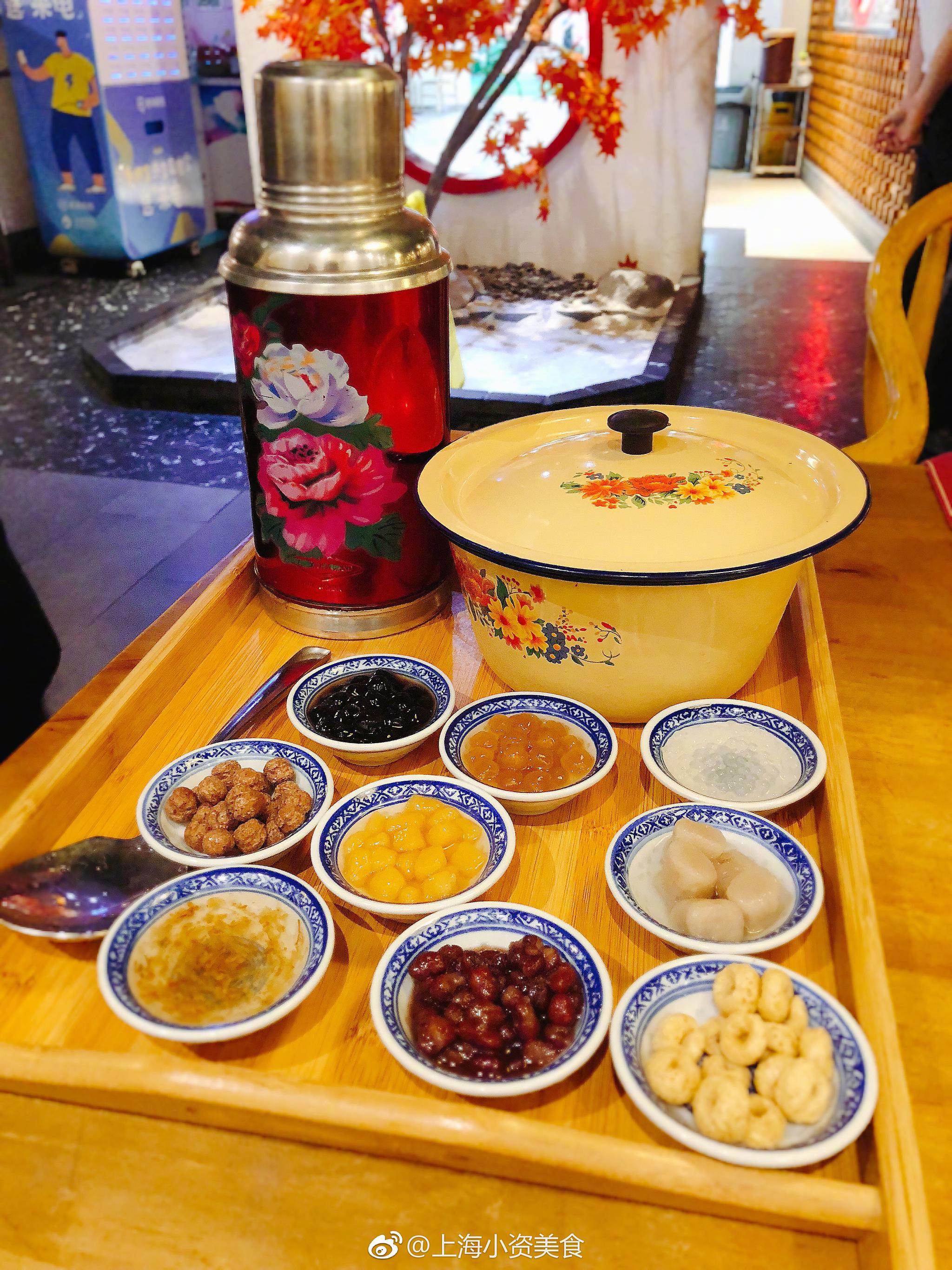 实名安利哥老官这个奶茶冰粉!28块一大缸