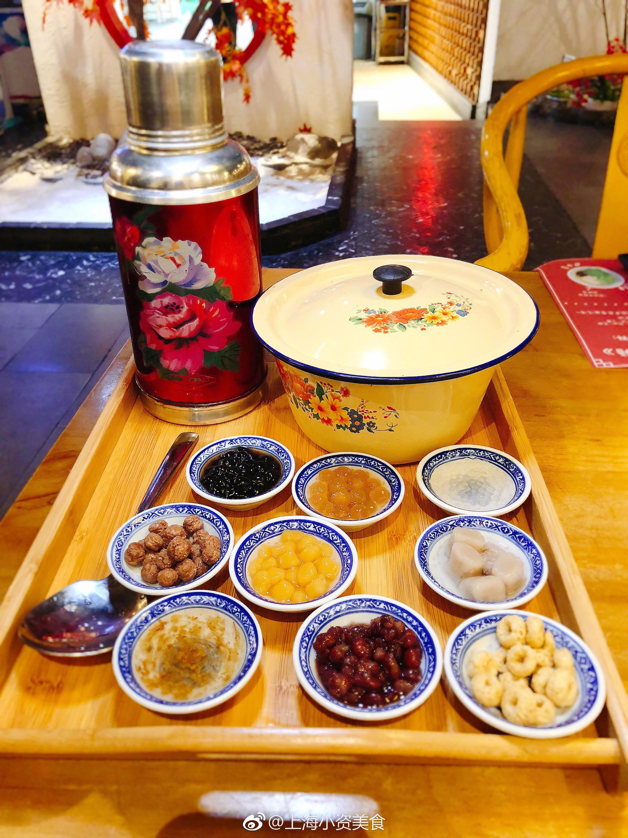 实名安利哥老官这个奶茶冰粉!28块一大缸