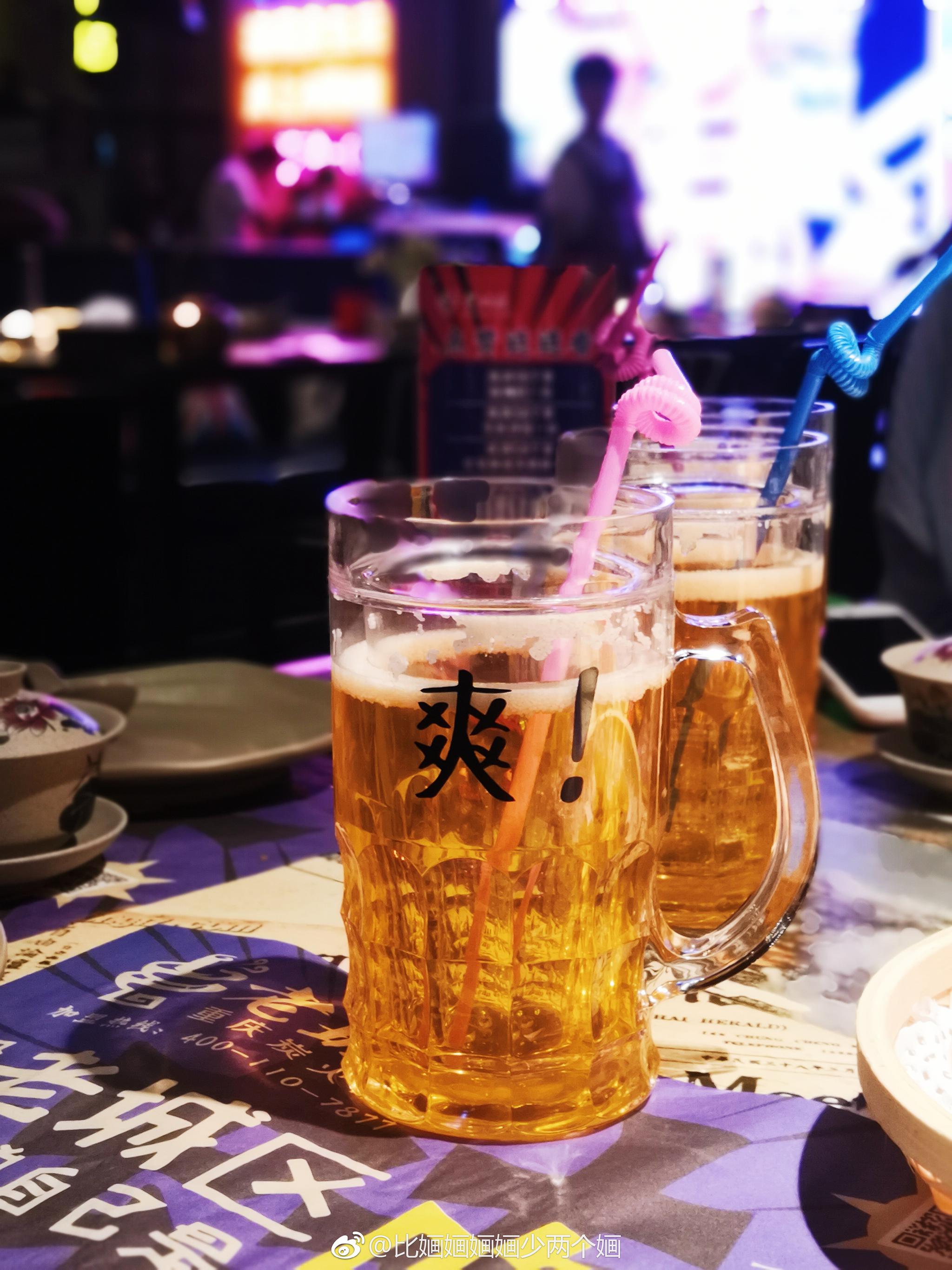 南京ˇ 老城区炭火牛蛙锅(1912店)南京一下子刮大风来了好多炭火