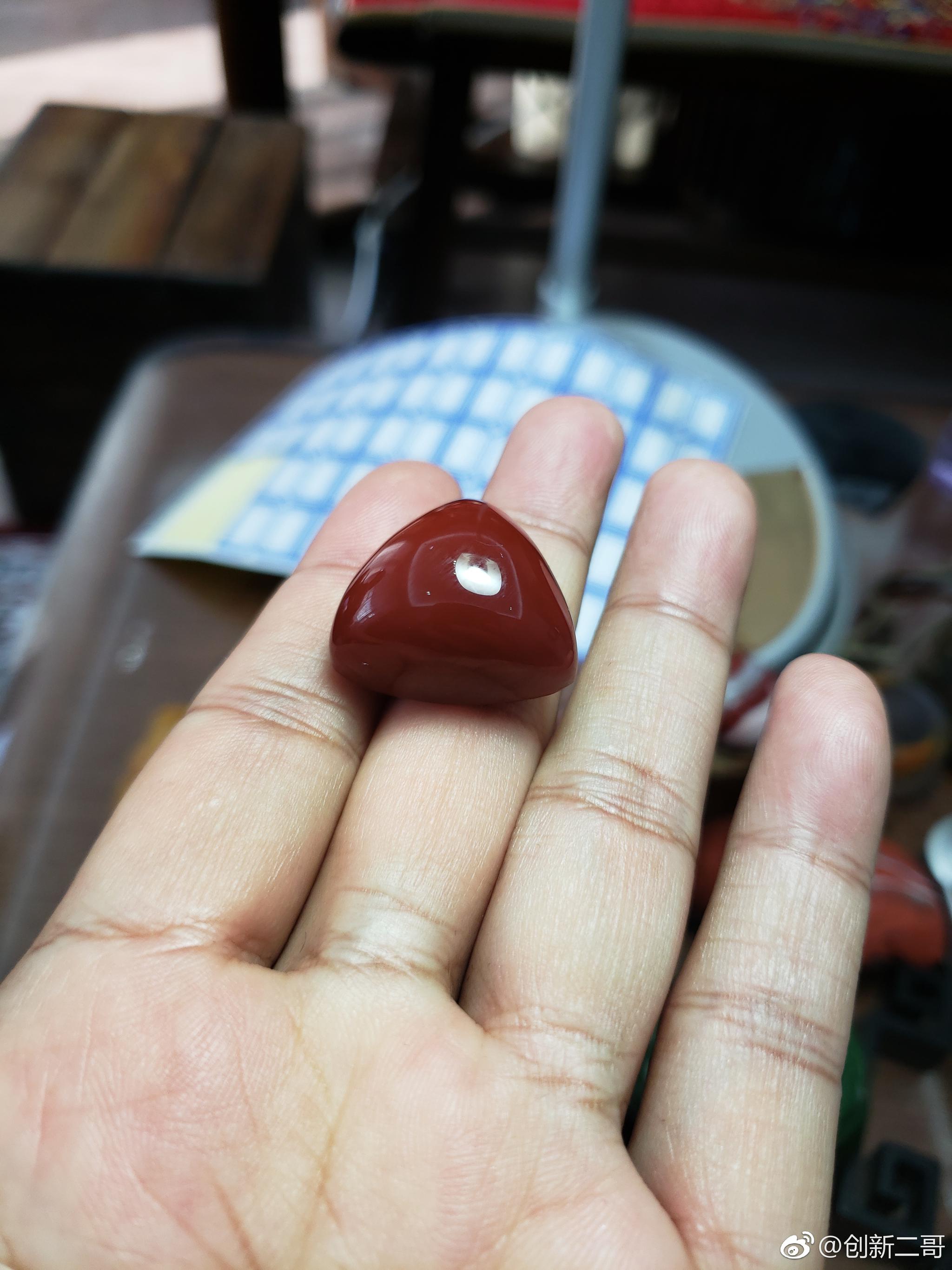 瓦西料南红满肉牛血红和珊瑚里的牛血红一样珍贵稀有雅赏