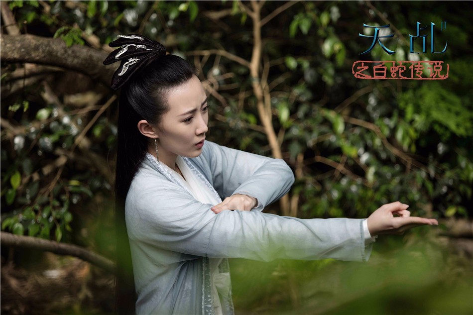 由杨紫,任嘉伦,张墨锡主演,刘嘉玲,赵雅芝特别出演的古装青春神话剧