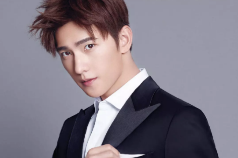 邓伦、任嘉伦、肖战代言的口红惊艳非凡,但他