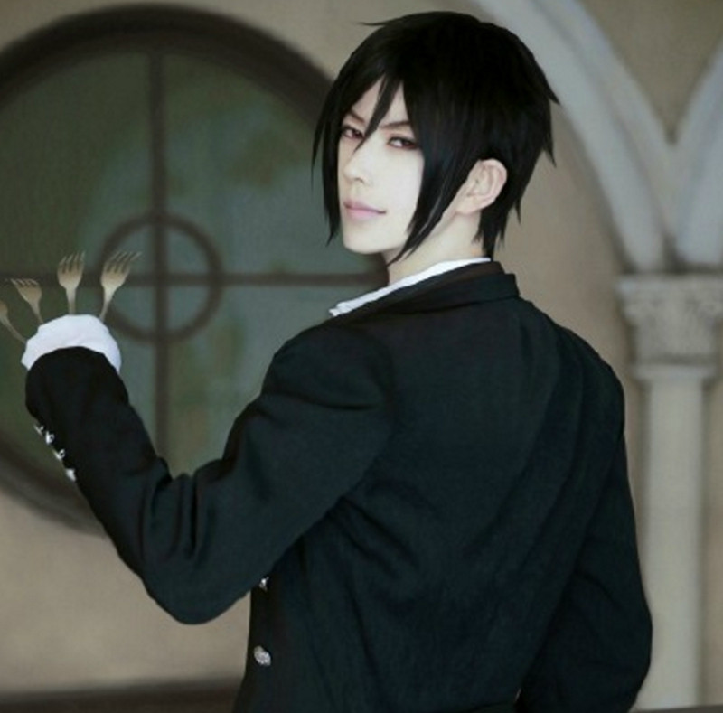 熊叔cos塞巴斯蒂安这侧颜杀就问你服不服不要问我为啥舔屏