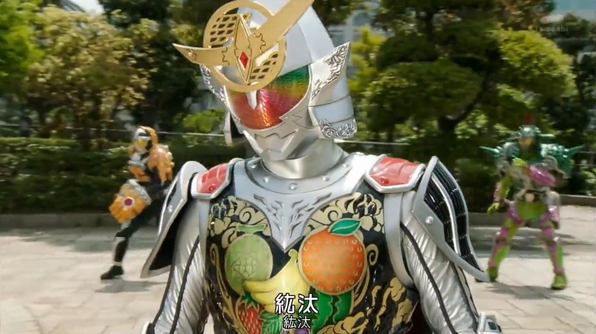 假面骑士的最强形态都有哪些前面水果拼盘的那个你别走