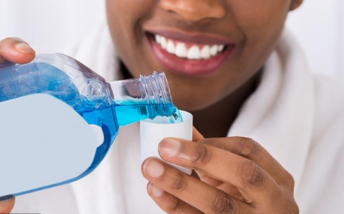 漱口水天天用,嘴巴坏得快?这2个解释应该不难理解