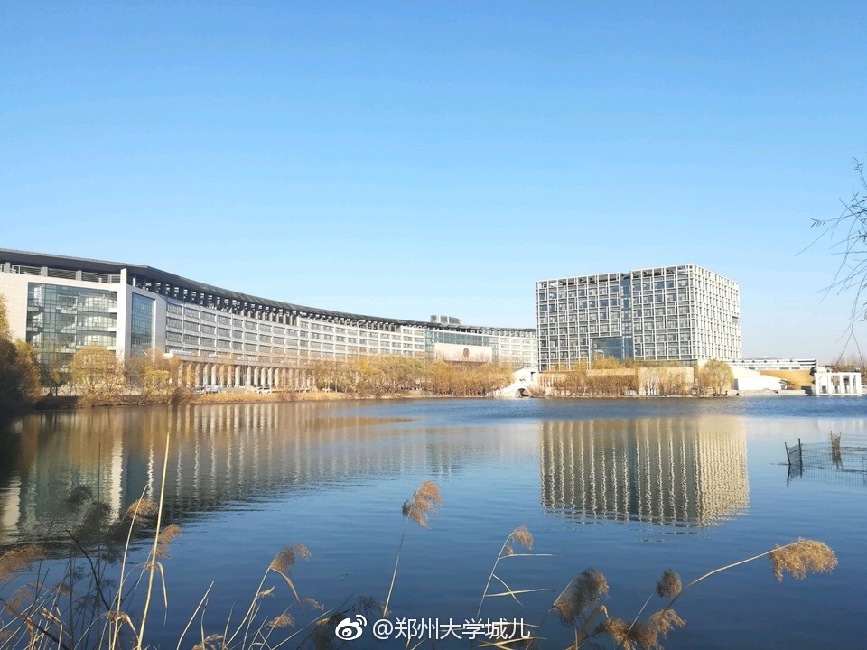 河南中医药大学,亚洲第二大长楼的春夏秋冬.