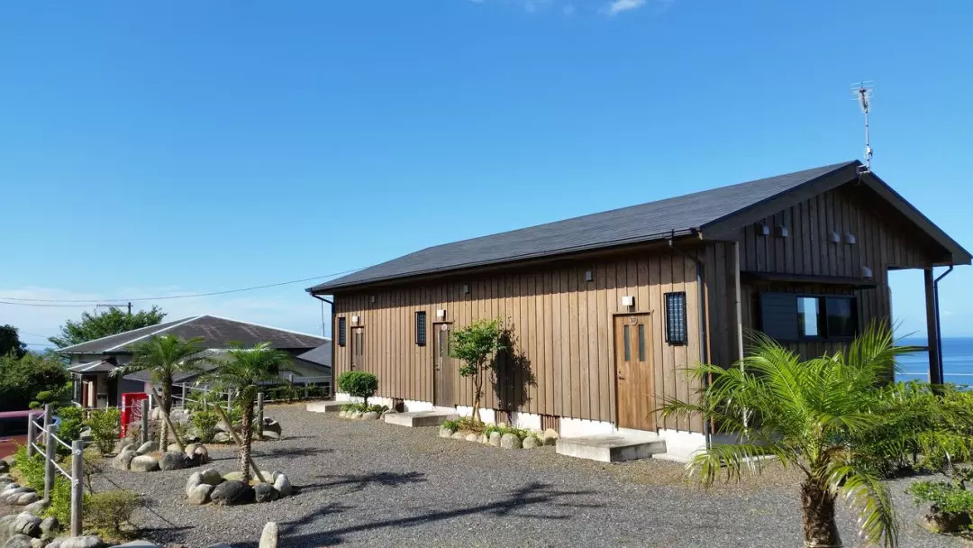 黄渤导演《一出好戏》票房逆袭!那座绝美末世