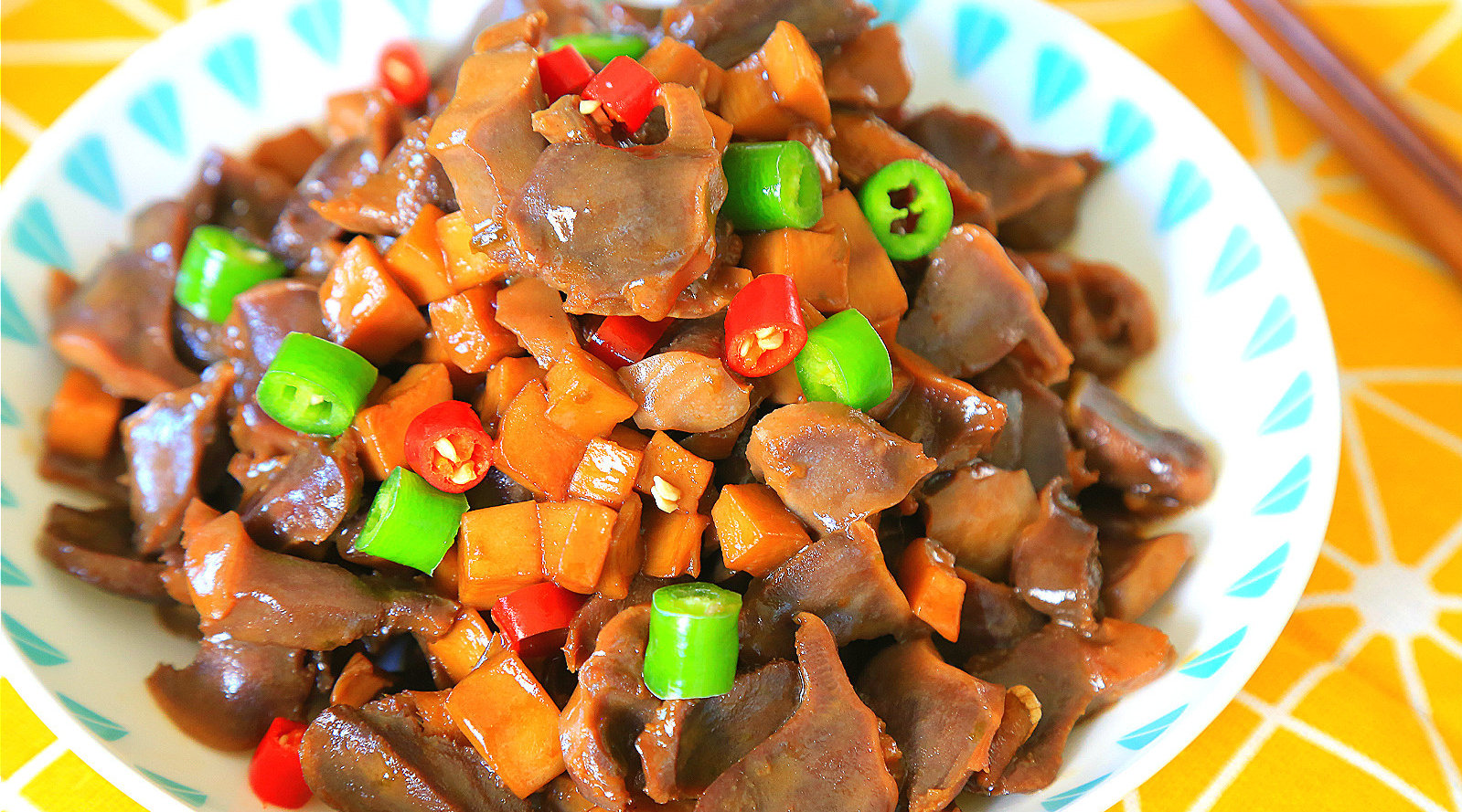 简单的家常菜杏鲍菇炒鸡胗,超级下饭做法简单味道好!@鲜城