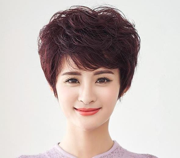 中年女性剪什么发型图片