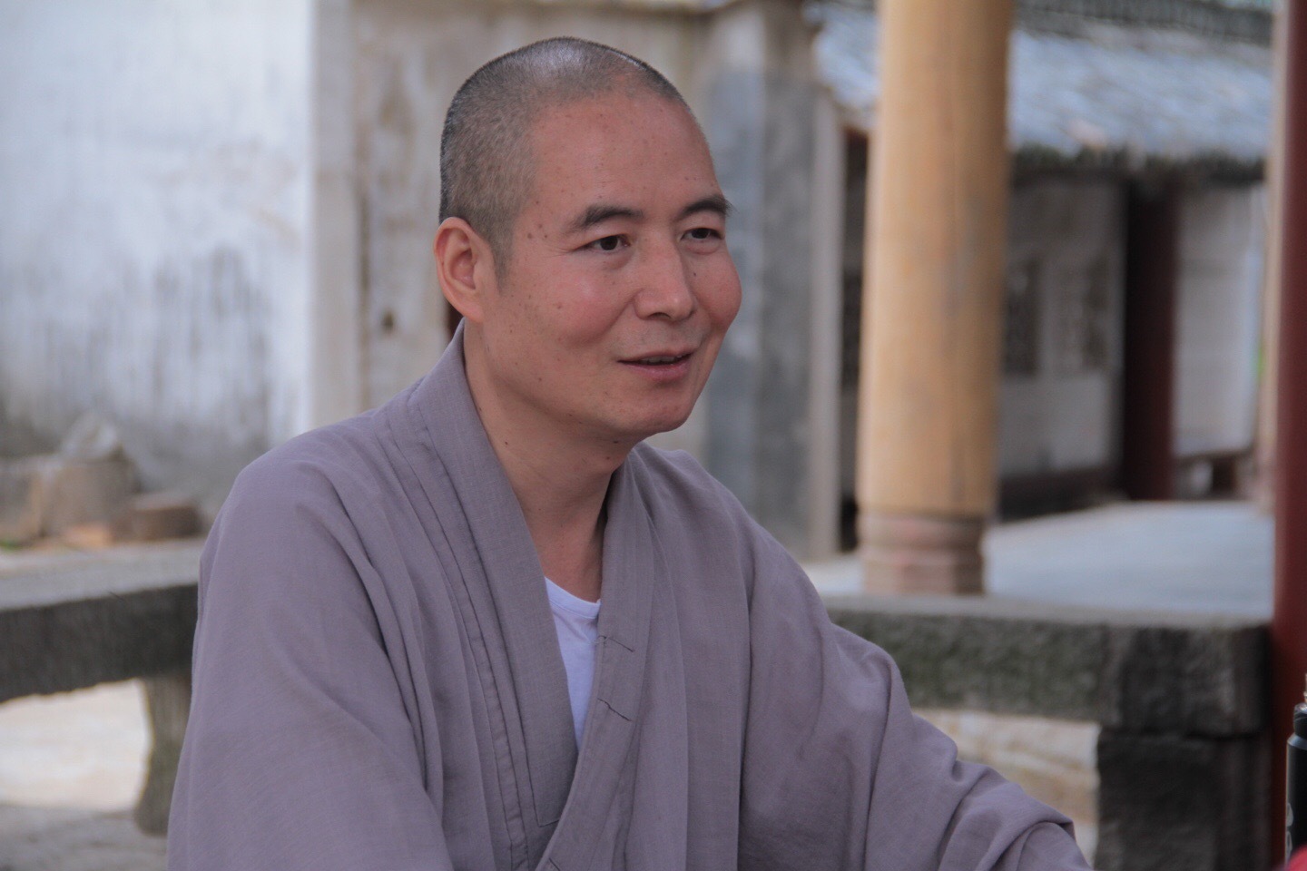 今天下午一行四人拜访三祖禅寺很荣幸受到了住持的热情招待