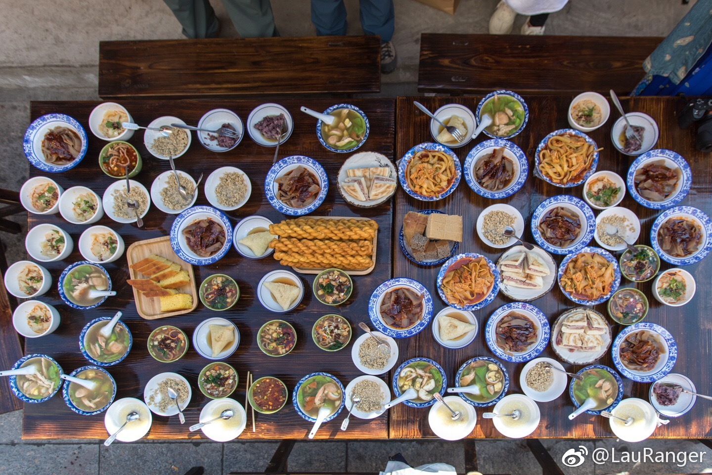 陇西特色小吃一瞥. @乐途旅游网官方微博 @甘肃省旅游发展委员会