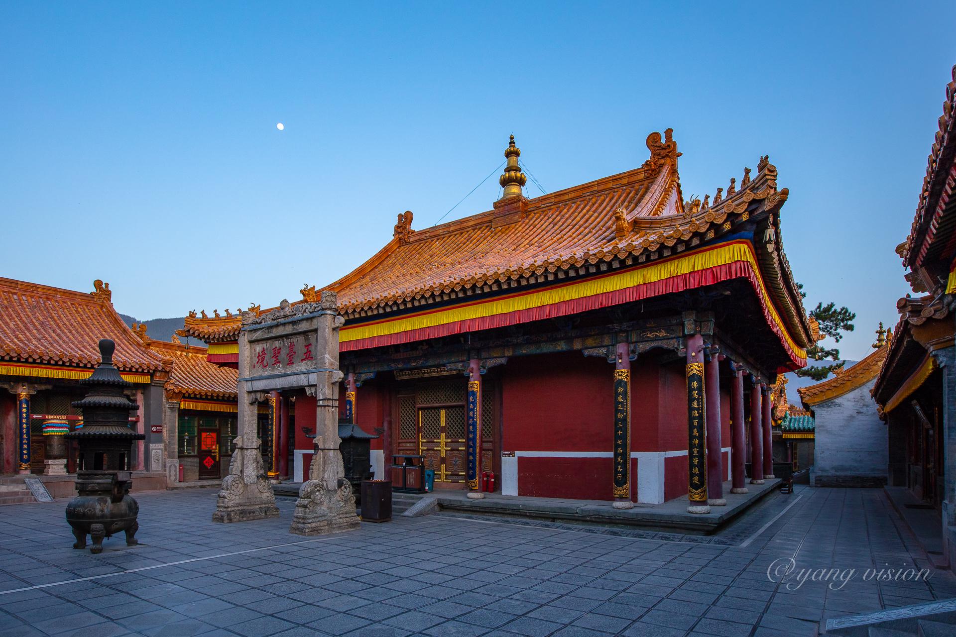 五台山,菩萨顶|菩萨顶|五台山|黄庙_新浪新闻