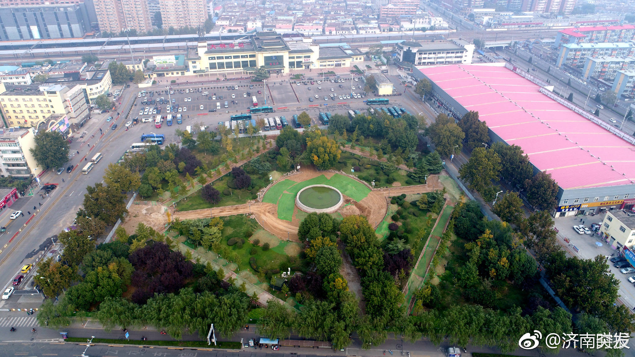 时隔15个月 滨湖广场再度改造