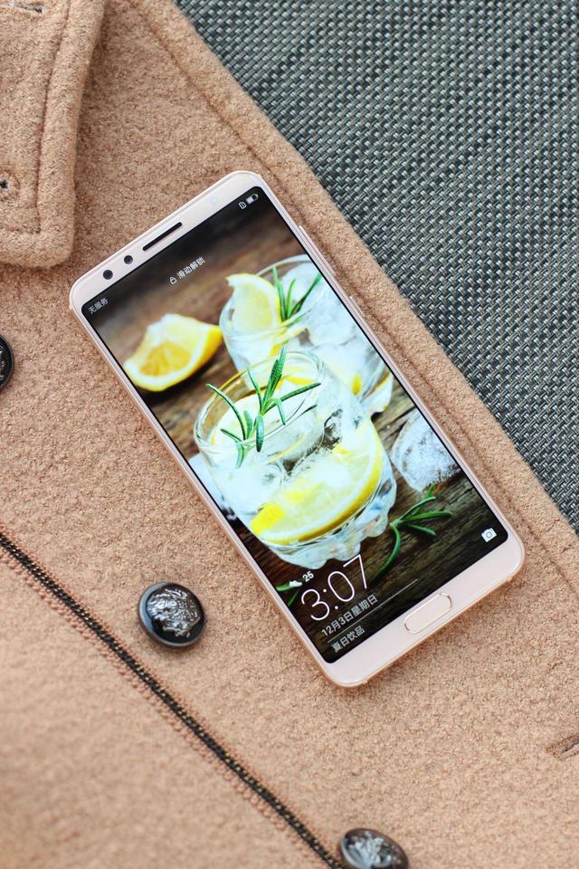 送自己一个高颜值礼物,华为 nova 2s图赏