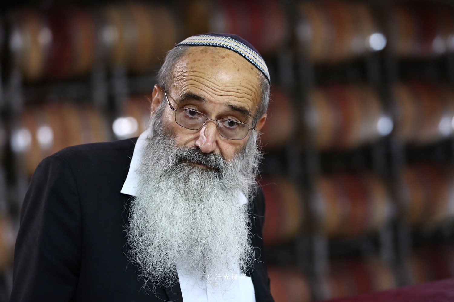 街拍以色列街头男子,阳刚气那才叫男人,猛摔国内小鲜肉几条街