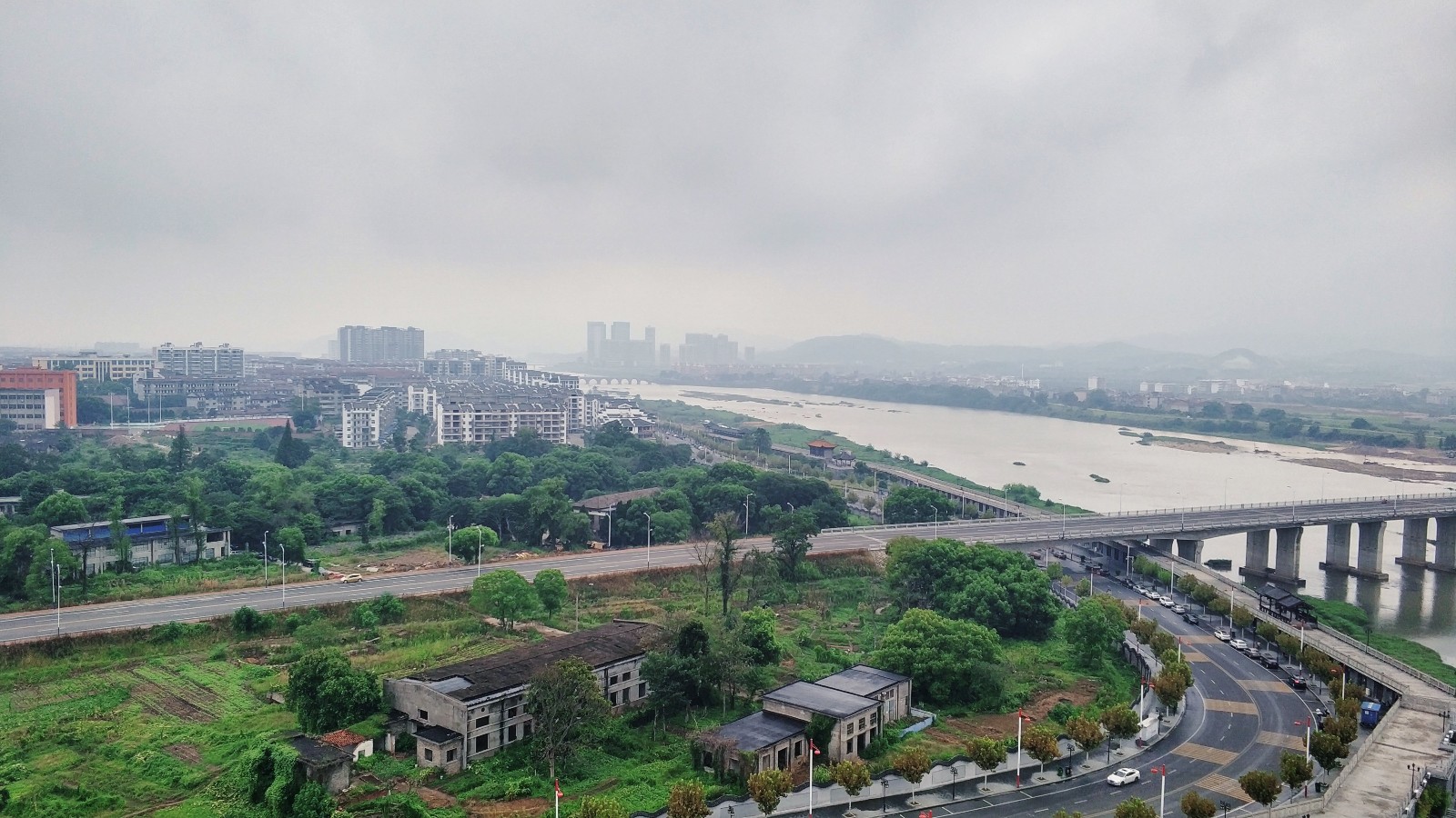 江西省抚州市南城县高楼掠影登高福地实地拍摄楼道变杂物间