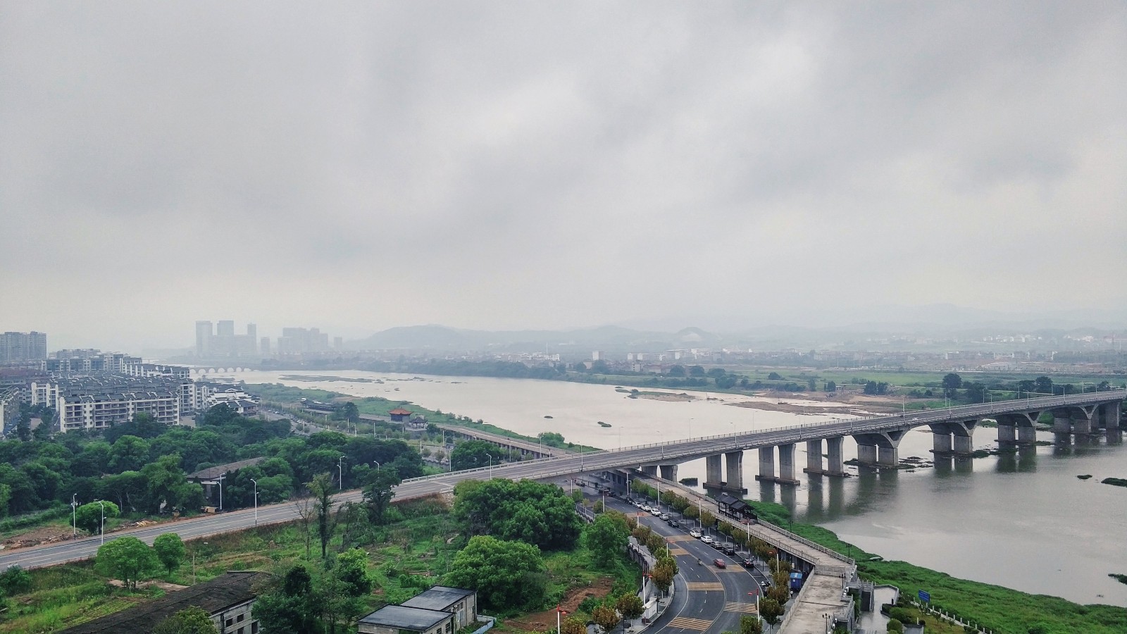 江西省抚州市南城县高楼掠影登高福地实地拍摄楼道变杂物间