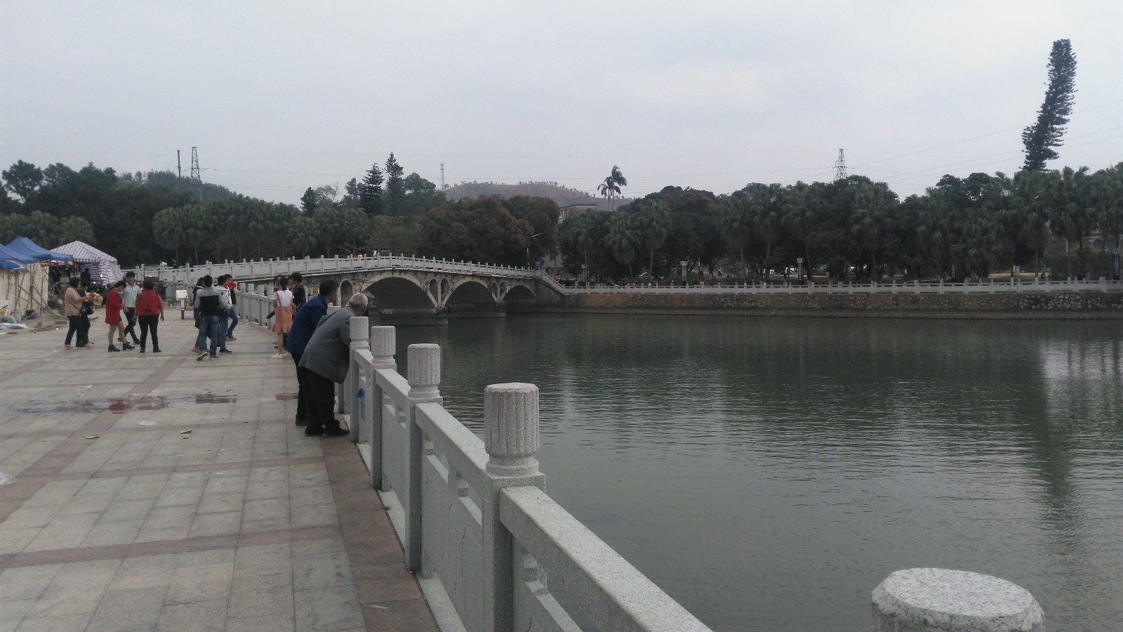 特写报道：廉江小巷子究竟藏着什么不为人知的故事？