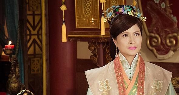 皇后去世后,皇帝欲聘她的妹妹当皇后,为拒绝皇帝削发为尼