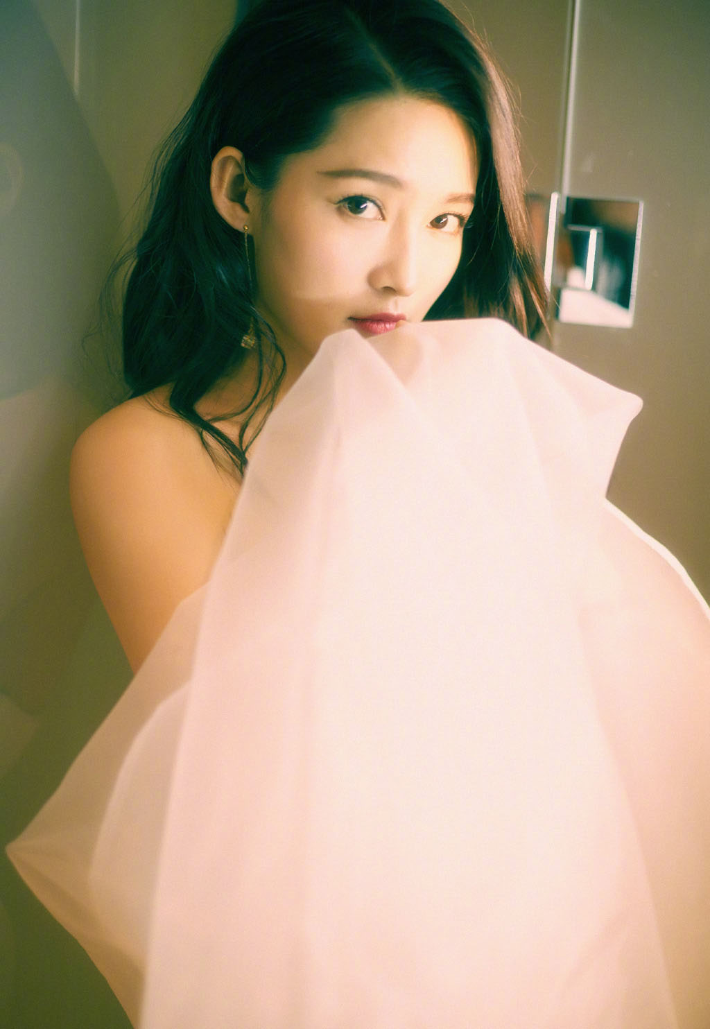 美女李沁从薛宝钗到现在,已活成最美的样子,一组清新照了解一下