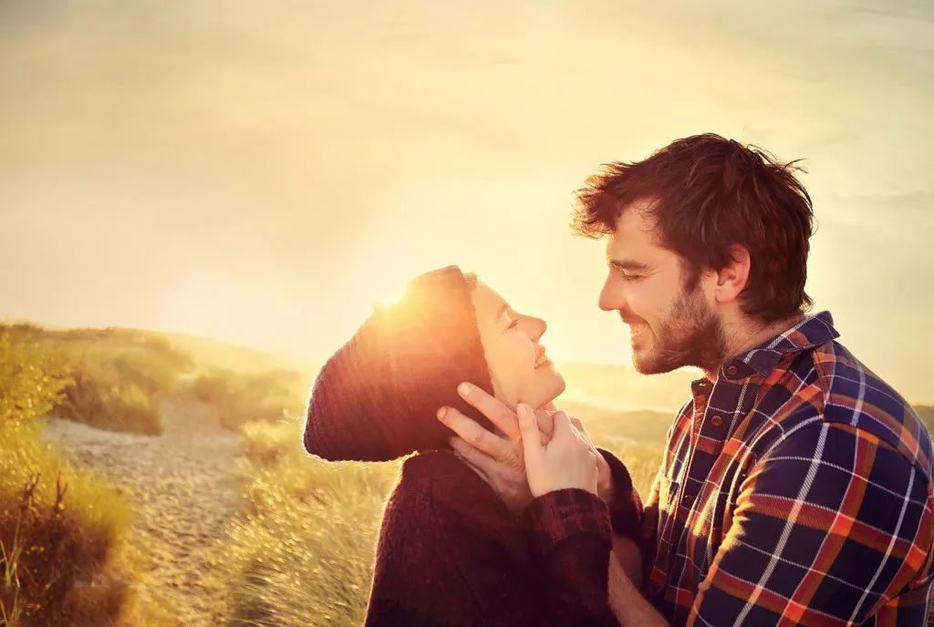 心理测试你觉得哪个女人深爱着对方测你对爱情了解有多深