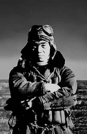 一跳伞者竟被日本民众活活打死|降落伞|飞行员|日军_新浪新闻