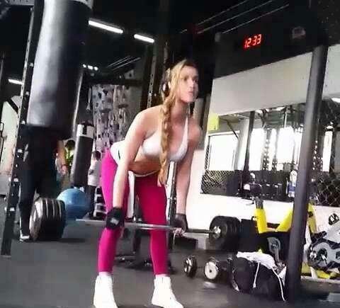 在家无器械如何练股二头肌? 本文教你正确做直