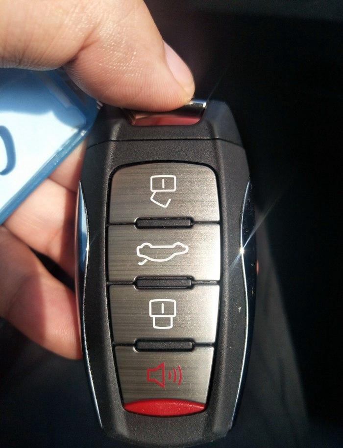 全国首批哈弗f7实车到店, 车钥匙逼格满满, 内饰堪比上百万豪车