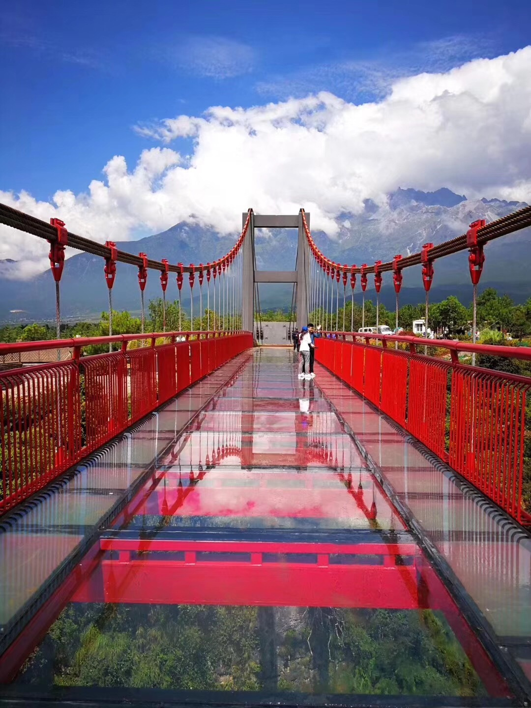 东巴秘境开业丽江打造康养旅游新模式