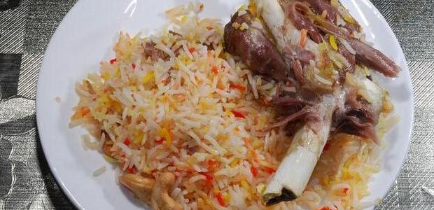 108元的阿拉伯炒饭,满满一大盘子,说是四人分量但是6人也吃不完