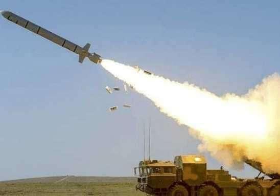 东风10a被曝26发26中:10枚防空导弹或拦不住它一枚弹