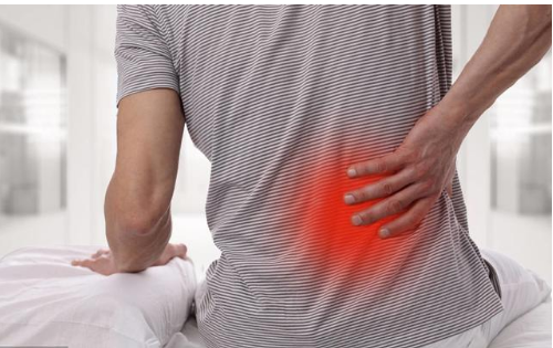 出现背痛就是肺癌早期症状别太慌张还有可能是这个原因