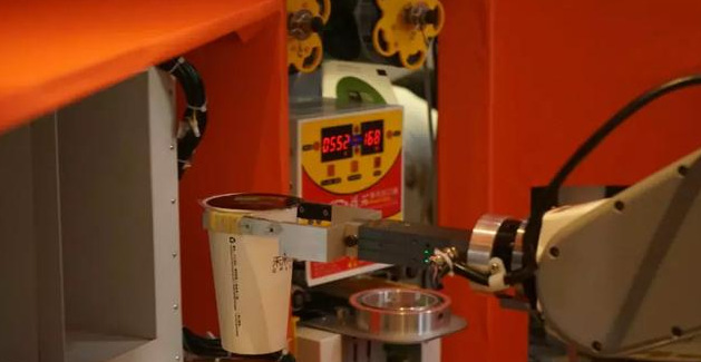 又一传统行业要消失!马云进军奶茶生意,京东估