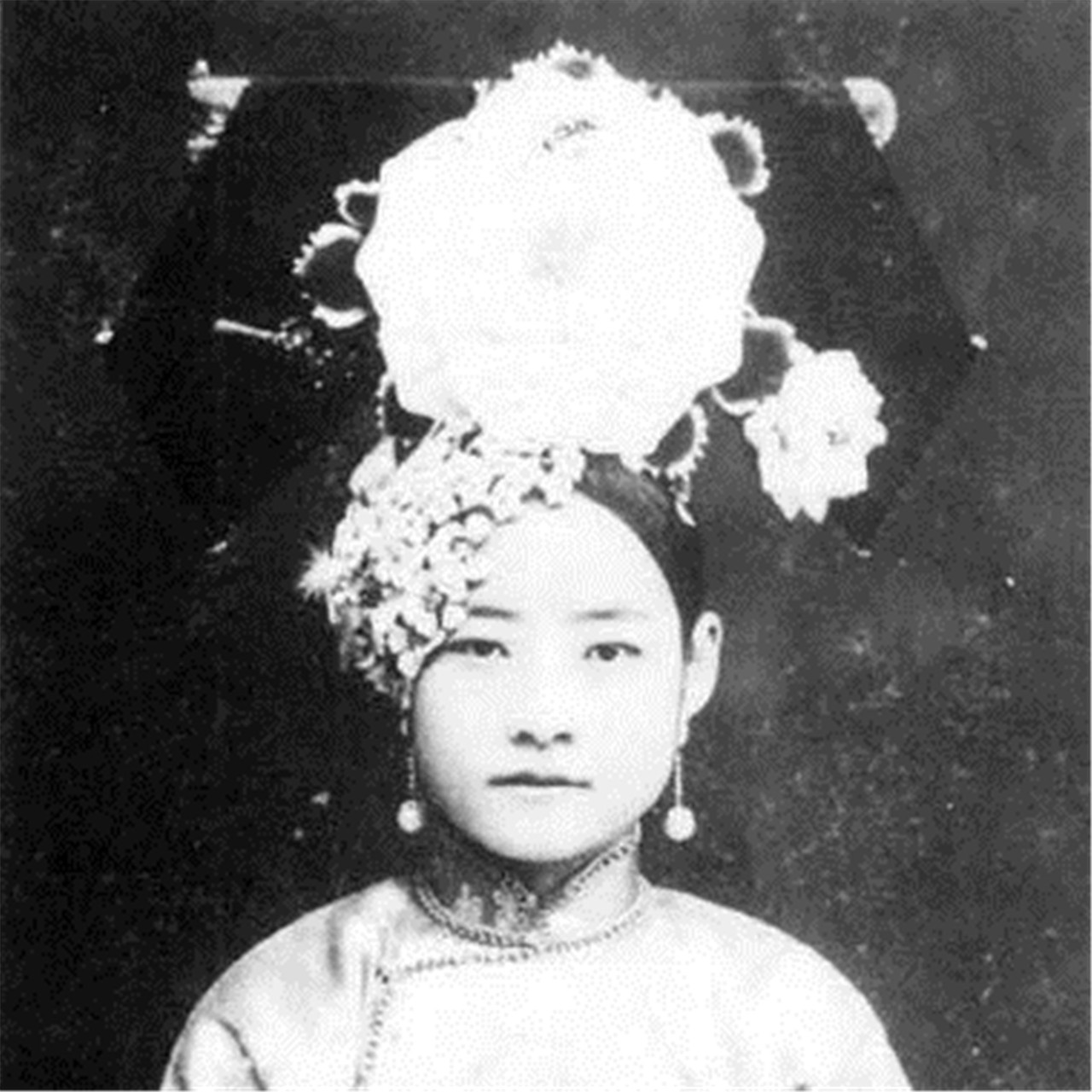 男默女泪令人痛惜集万千宠爱于一身的公主居然只活了18年