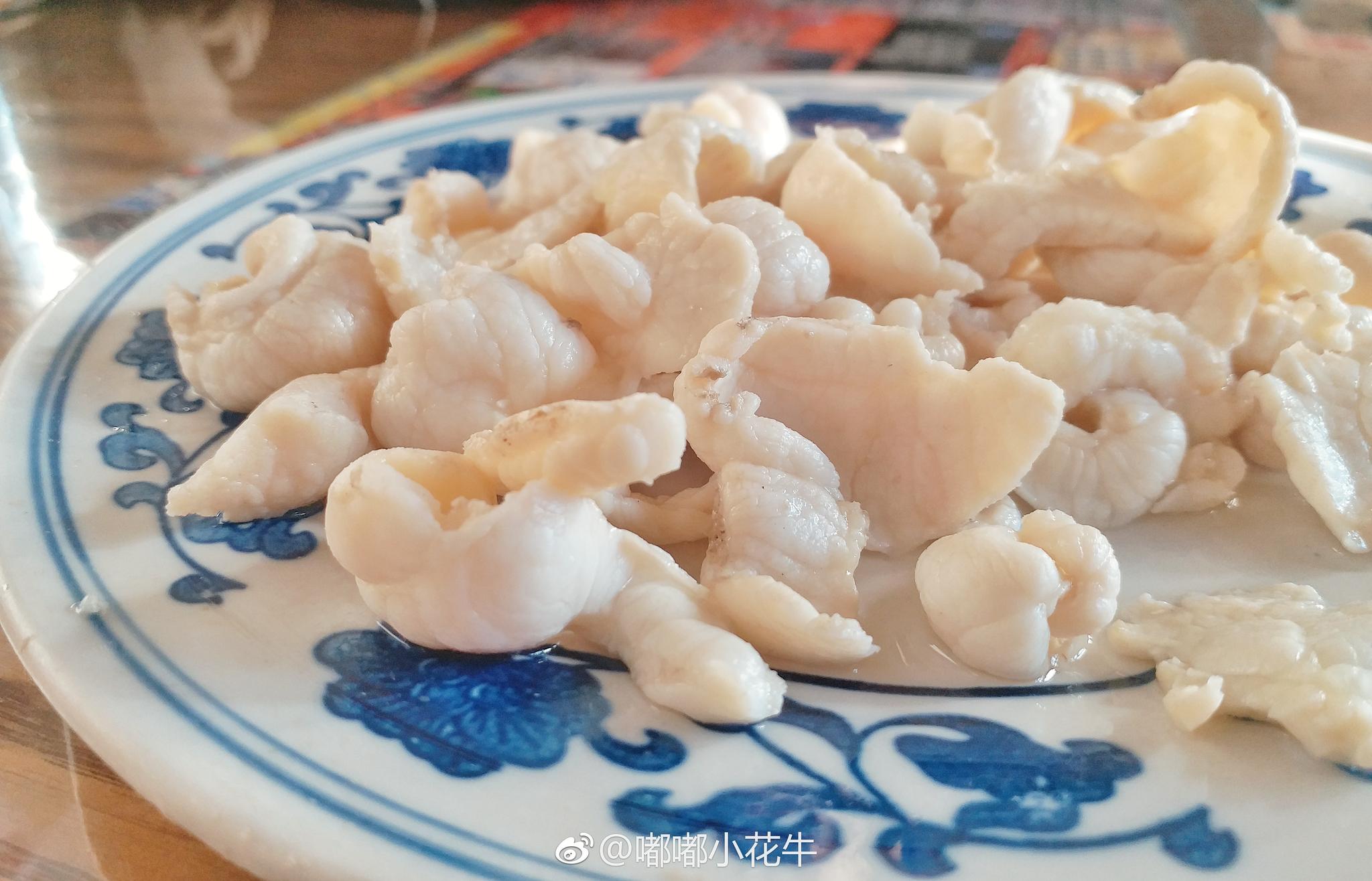 来后海必须吃爆肚张,点了麻豆腐和爆肚仁