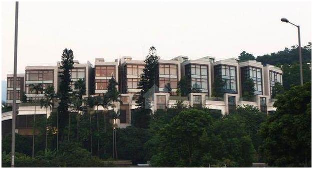 陈奕迅跟萧敬腾接受采访,雨神豪宅曝光,够大够气派