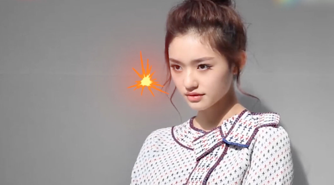 【林允回应】近日,有网友发现林允行李箱中惊现安全套,对此林允特意发