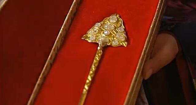 扒一扒宫心计两部的金簪特写:金蝶钗小巧玲珑,榴开百子最美丽