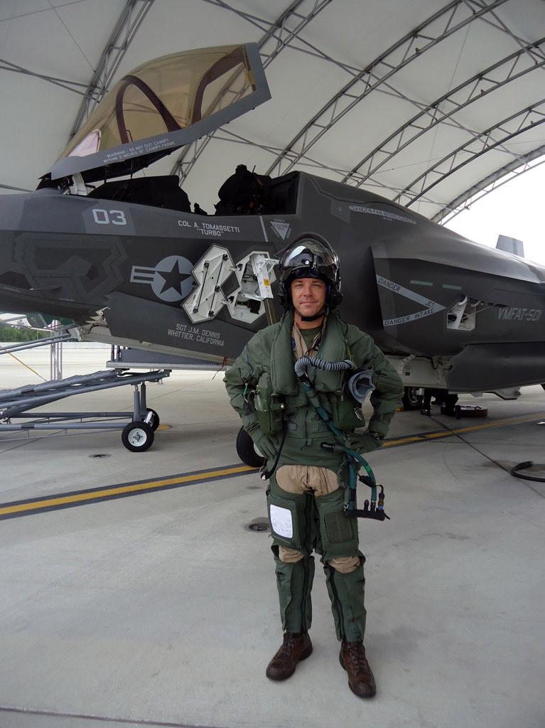 f35产量暴涨,洛马公司紧急招聘人手,美国计划购买2000架|洛马|战机|飞