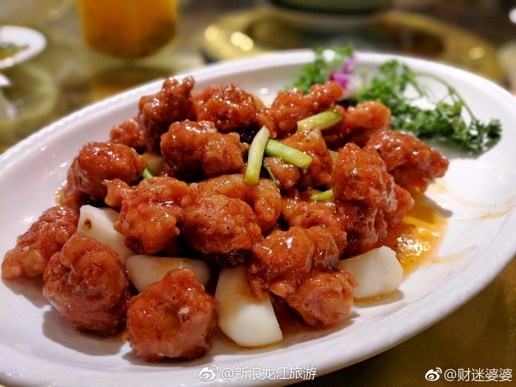 福州美食口味清甜食材讲究令人胃口大开( )