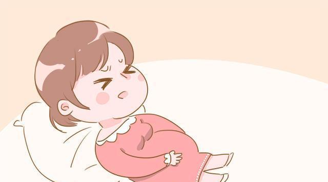 强烈的腹痛 虽然孕期孕妈妈会偶尔感到腹部疼痛,但是如果在卧床休息后