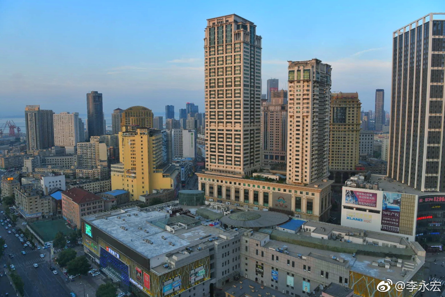 在大连渤海明珠酒店揽大连城市风光